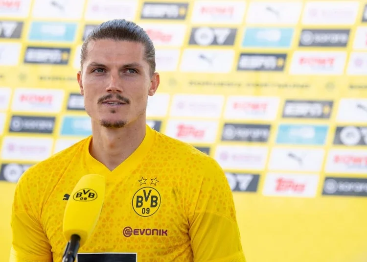Neuigkeiten heute: Der Mittelfeldspieler Emre Can hat auf Instagram mit dem Hashtag BORUSSIA DORTMUND offiziell eine Verlängerung um ein weiteres Jahr angekündigt. LASS ES UNS TUN.