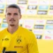 Neuigkeiten heute: Der Mittelfeldspieler Emre Can hat auf Instagram mit dem Hashtag BORUSSIA DORTMUND offiziell eine Verlängerung um ein weiteres Jahr angekündigt. LASS ES UNS TUN.