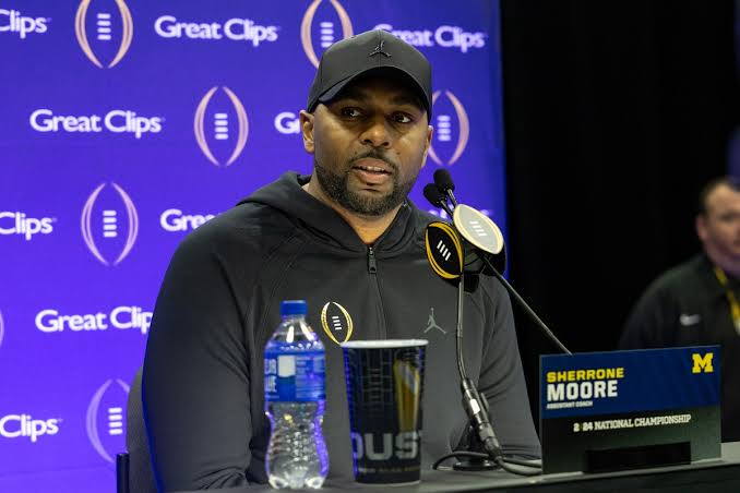 Michigan football is back again FEW MUNITES AGO: Michigan’s head coach Sherrone Moore has officially announced a celebratory victory meal with the team’s top stars following their triumphant win in the National Championship and….