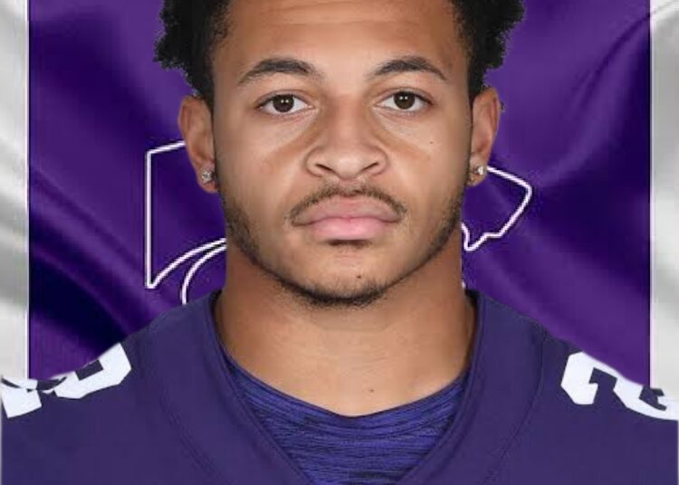 BREAKING NEWS: Kansas State Wildcats football star Deuce Vaughn has declined a tampering move made by arizona state sun devils to lure him into the transfer portal. Deuce Vaughn turned down a tempting $7.7 million NIL offer, a double of his current NIL, insisting to finish off his college career in……Read more