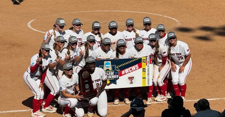 Happy moment: Texas Tech is headed to its first-ever Women’s College World Series.. full epic 👇🏽